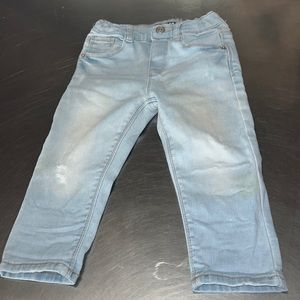 ZARA Regular Stretch in Light Wash Distressed Baby Jeans